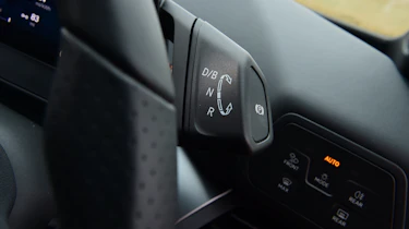 Cupra Born V1 - gear selector