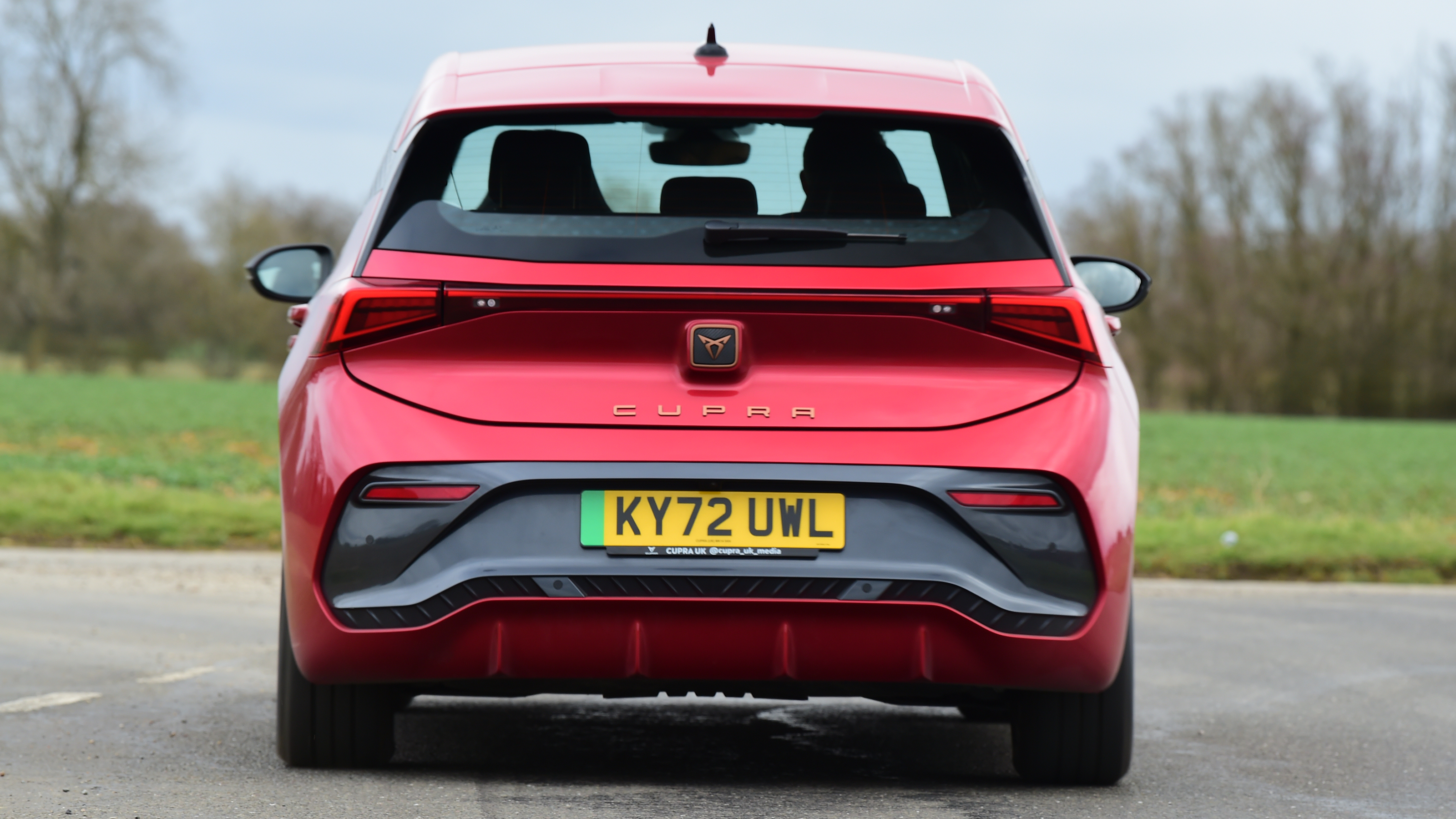 Cupra Born V1 - rear cornering