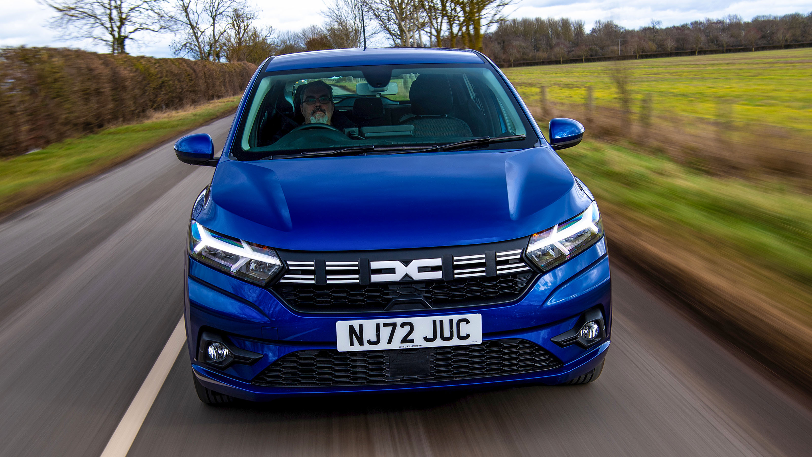 Dacia Sandero 1.0 TCe Expression - front tracking