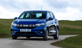 Dacia Sandero 1.0 TCe Expression - front tracking