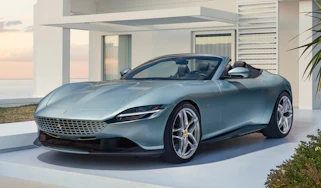 Ferrari Roma Spider - front