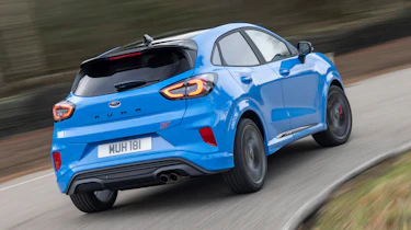 Ford Puma ST Powershift - rear tracking