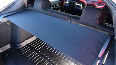 Honda Civic Type R - parcel shelf