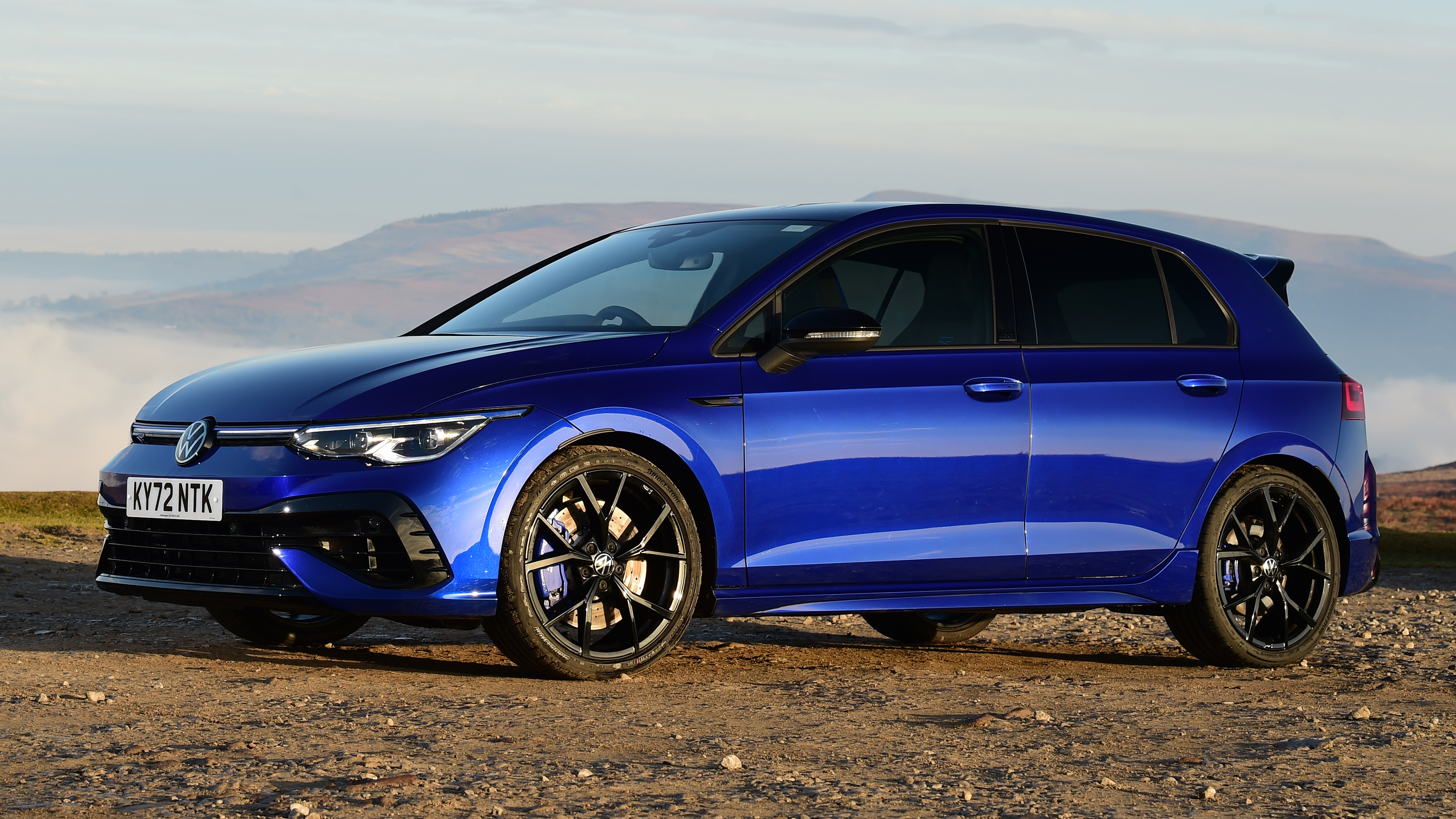 Volkswagen Golf R 20 Years - front static