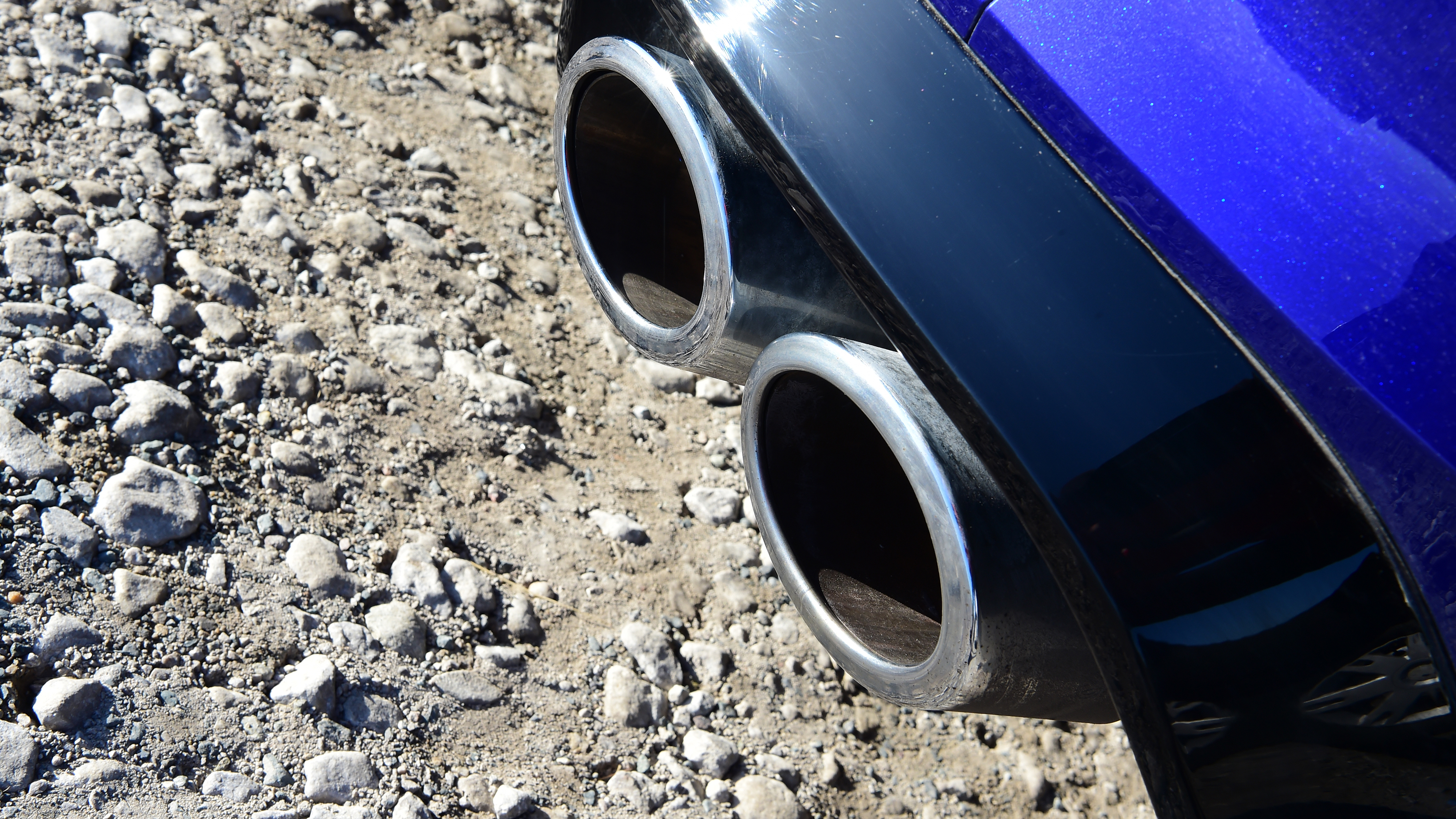 Volkswagen Golf R 20 Years - exhausts