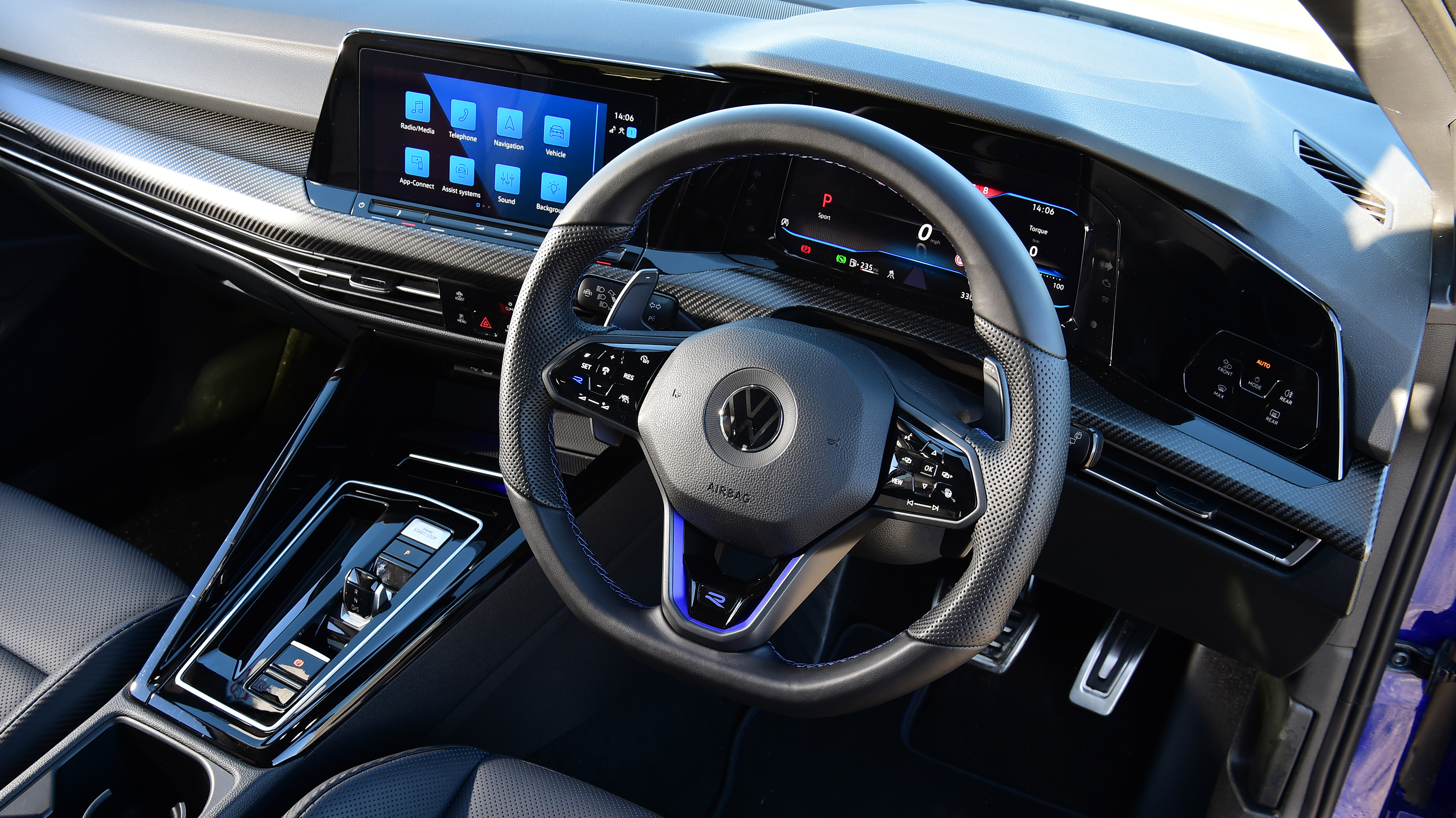 Volkswagen Golf R 20 Years - interior (driver's door view)