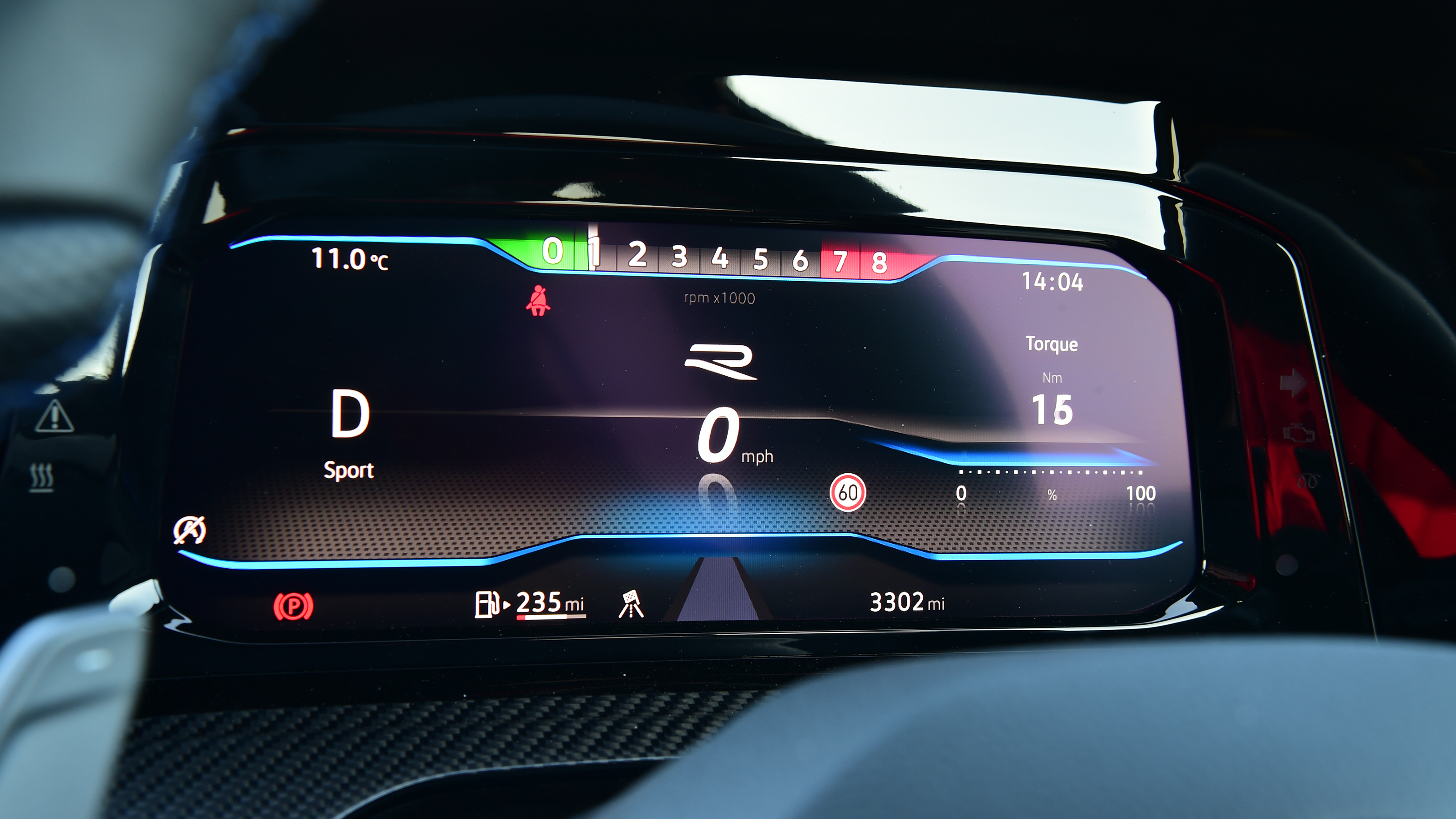 Volkswagen Golf R 20 Years - dashboard screen