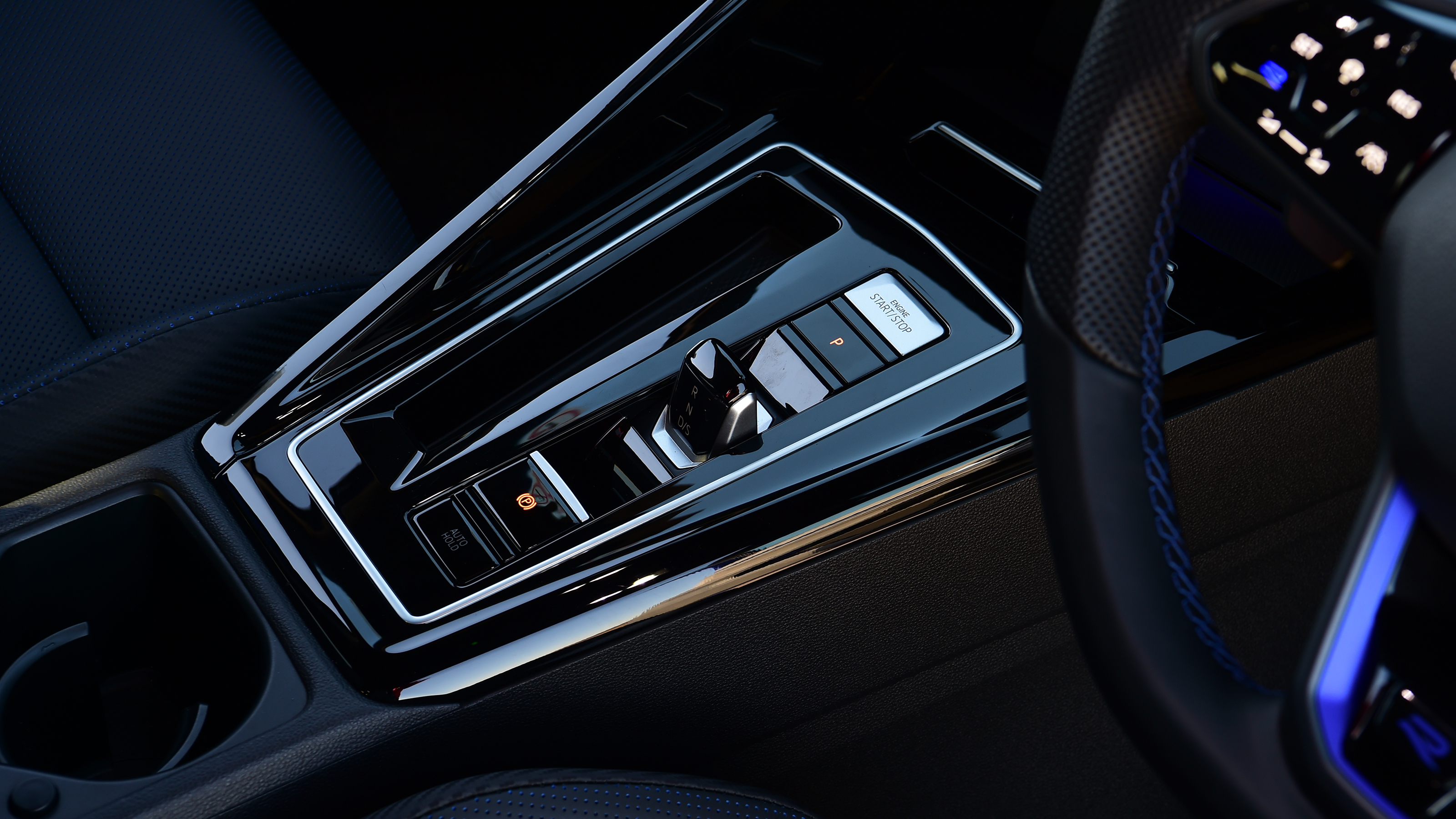Volkswagen Golf R 20 Years - gear selector