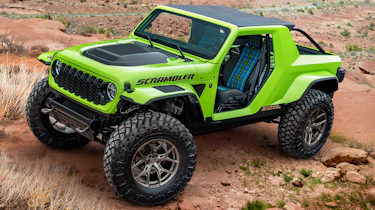 Jeep Scrambler 392 Concept - front
