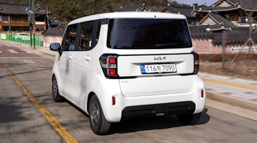 Kia Ray - rear