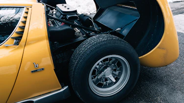 Lamborghini Miura - engine