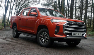 Maxus T90EV - front static
