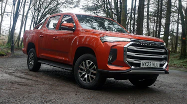 Maxus T90EV - front static