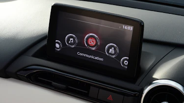 Mazda MX-5 Homura - infotainment screen