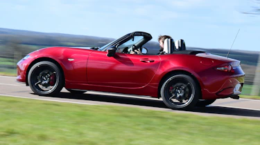 Mazda MX-5 Homura - side action