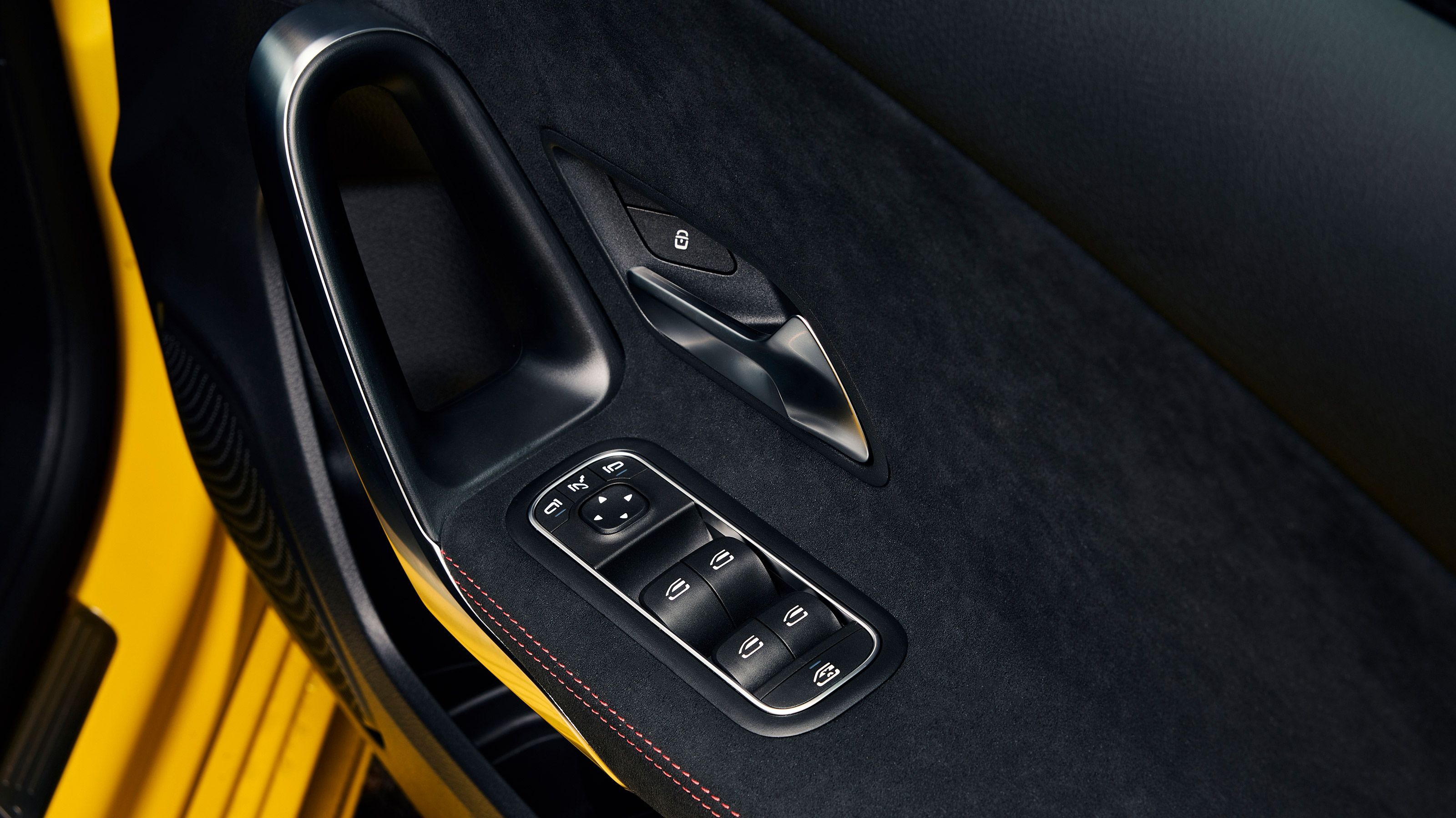 Mercedes A-Class - door 