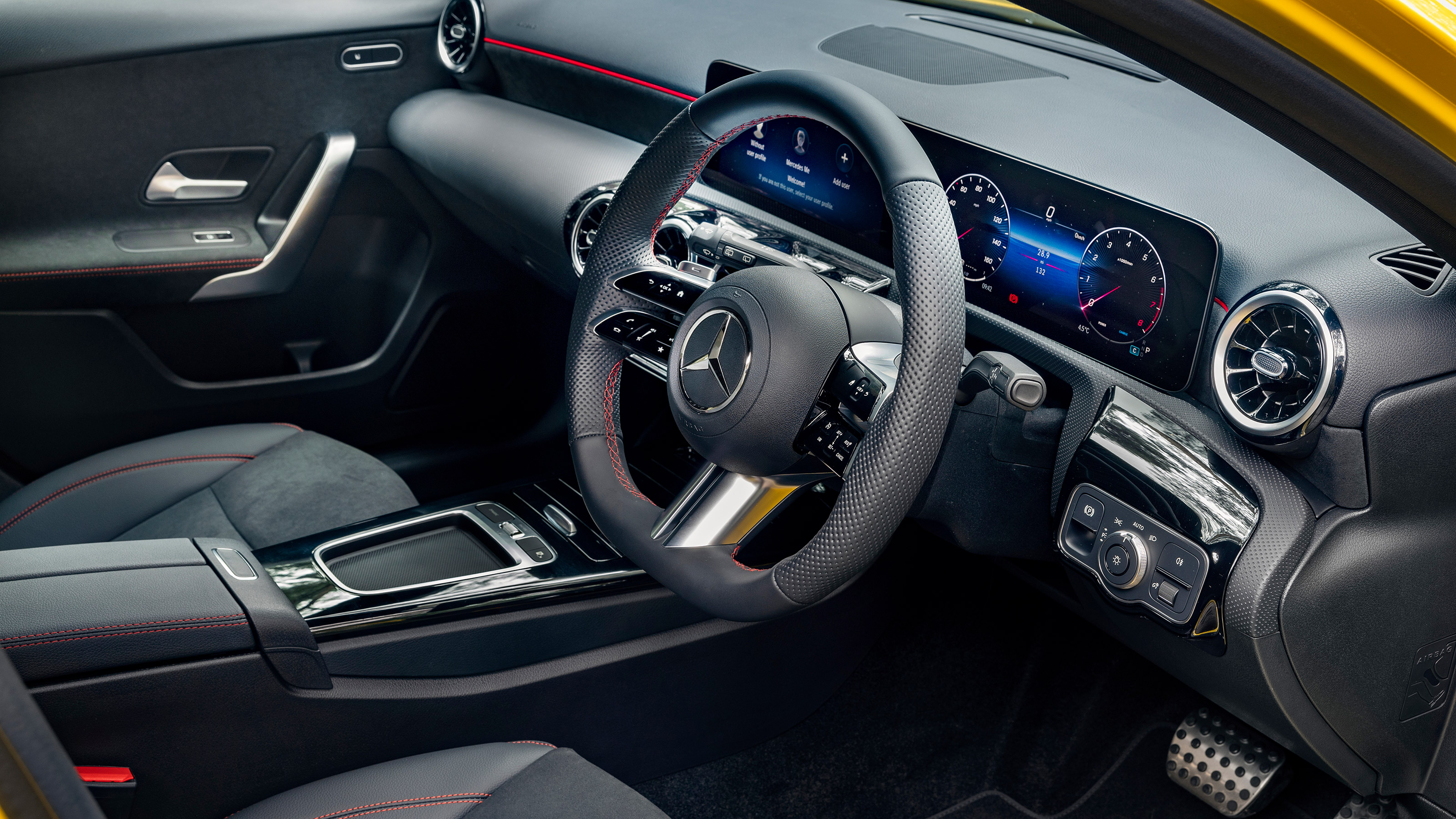Mercedes A-Class - dash