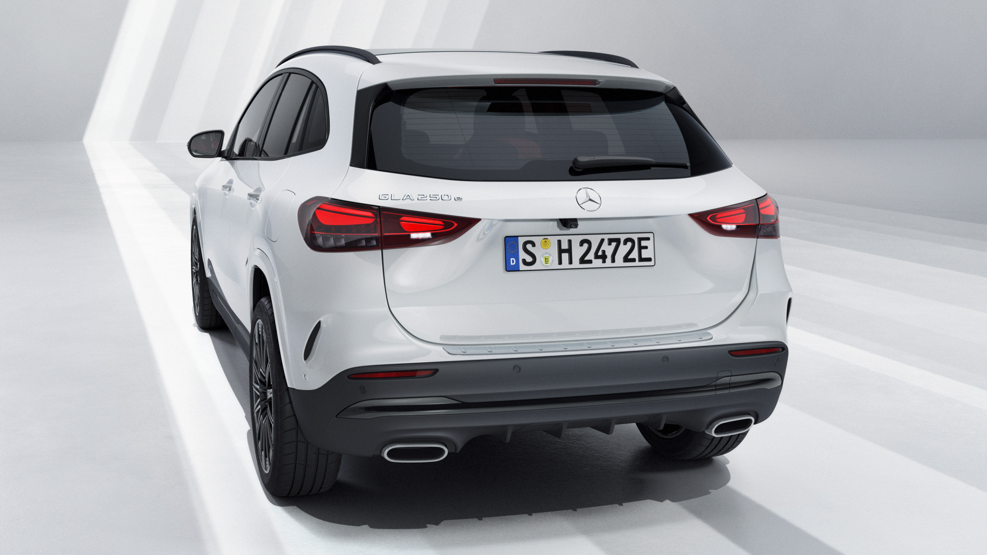 Mercedes GLA facelift - rear static