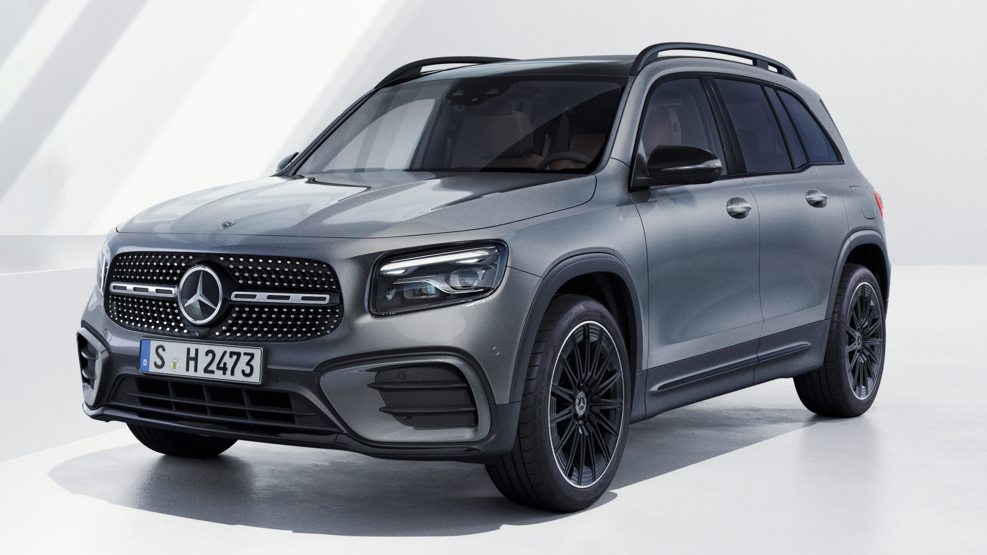Mercedes GLB facelift - front static