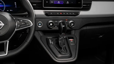 Nissan Townstar - gear selector