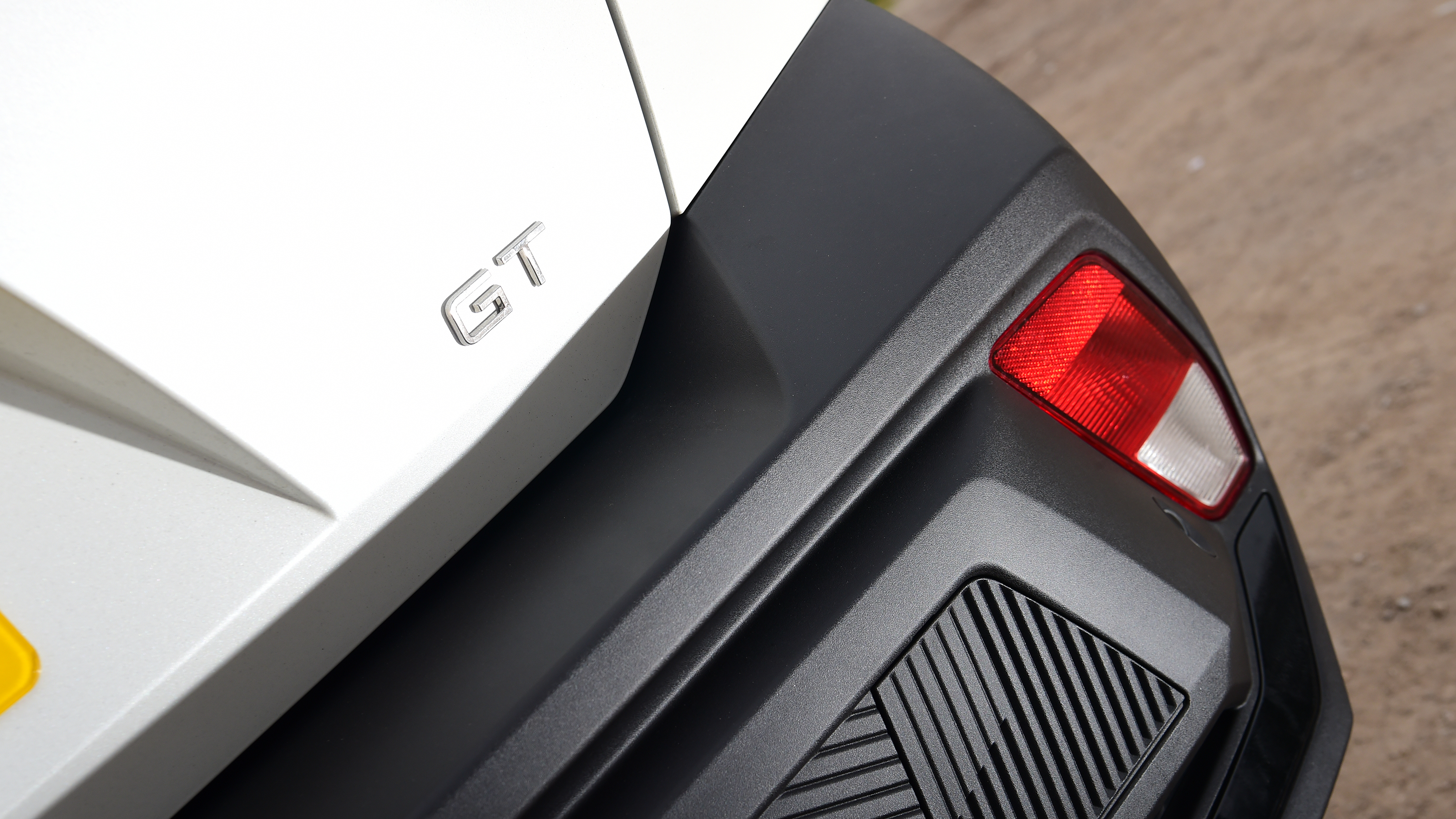 Peugeot 408 - rear 'GT' badge
