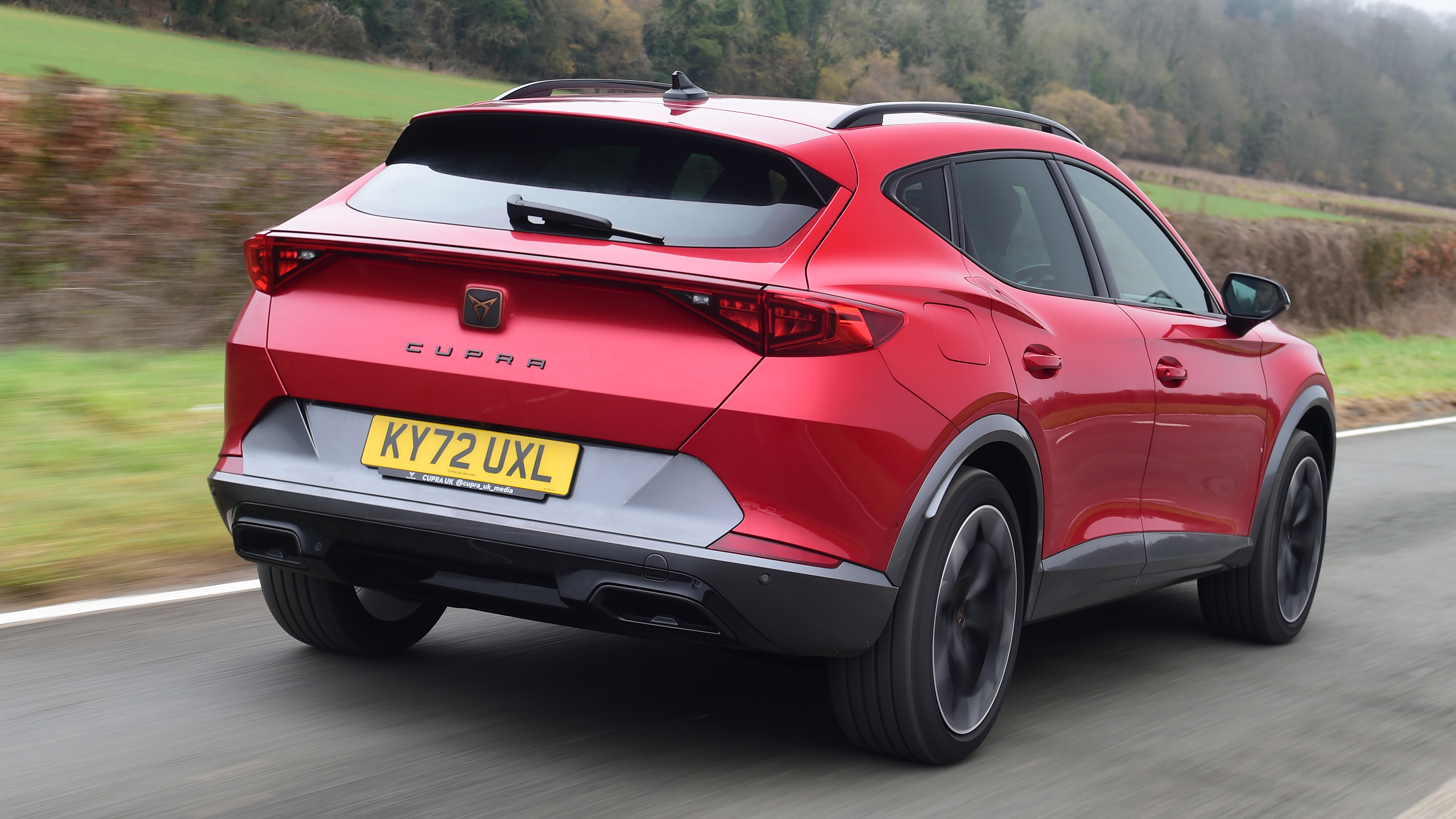 Cupra Formentor - rear tracking