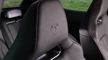 Cupra Formentor - driver's headrest