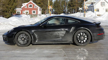 Porsche 911 Turbo S 992.2 facelift (camouflaged) - side