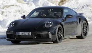 Porsche 911 Turbo S 992.2 facelift (camouflaged) - front