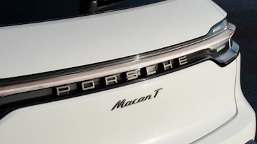 Porsche Macan T - rear badge