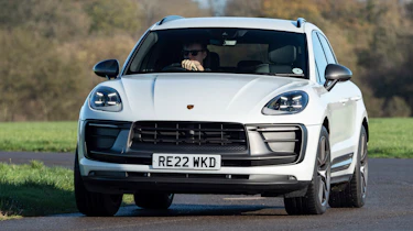 Porsche Macan T - front cornering