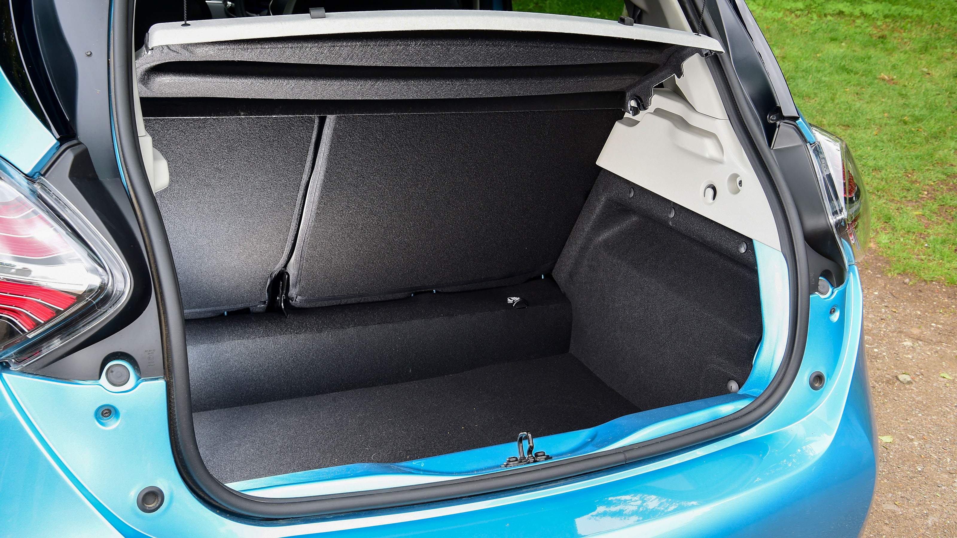 Renault ZOE - boot