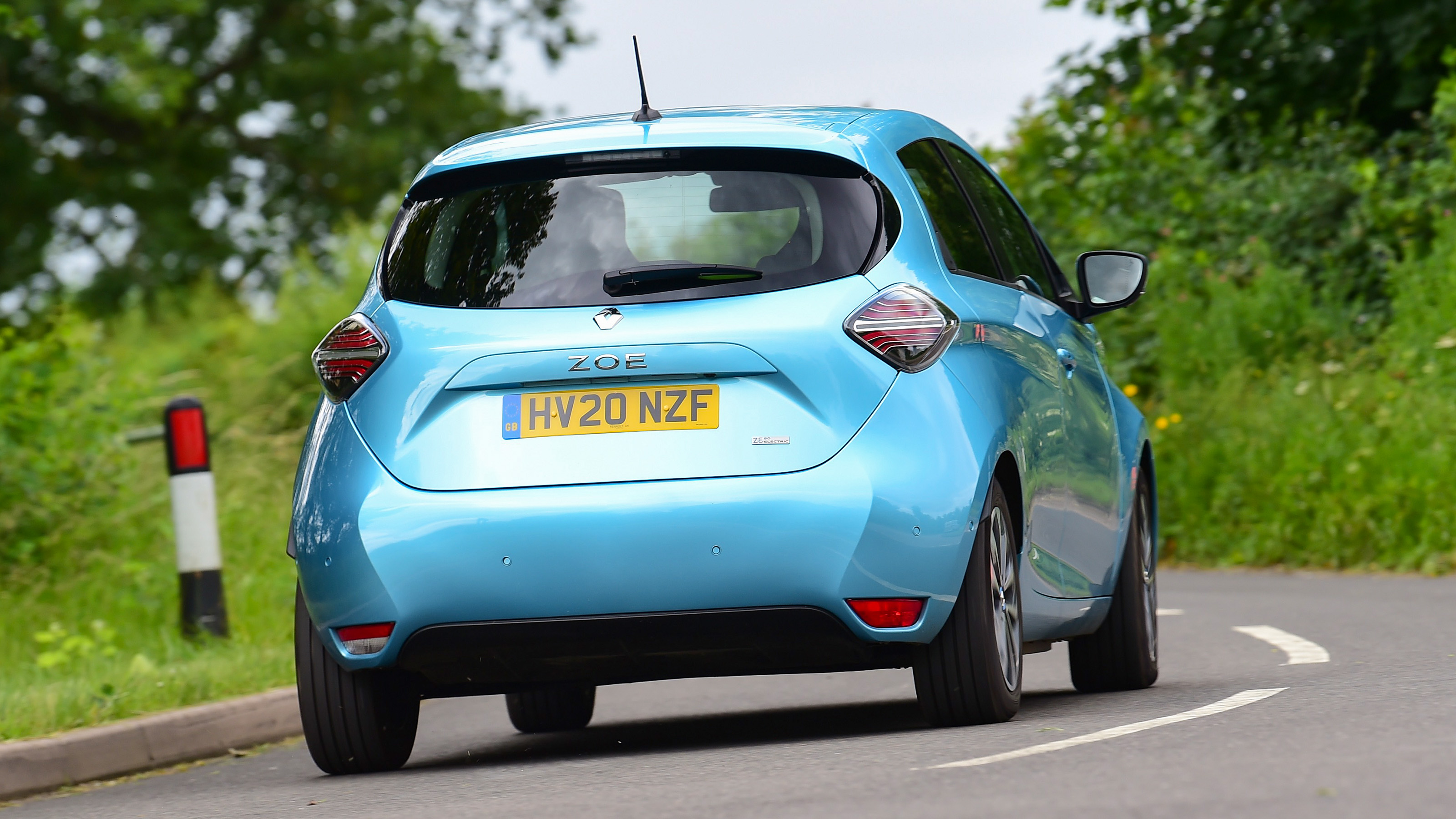 Renault ZOE - rear cornering