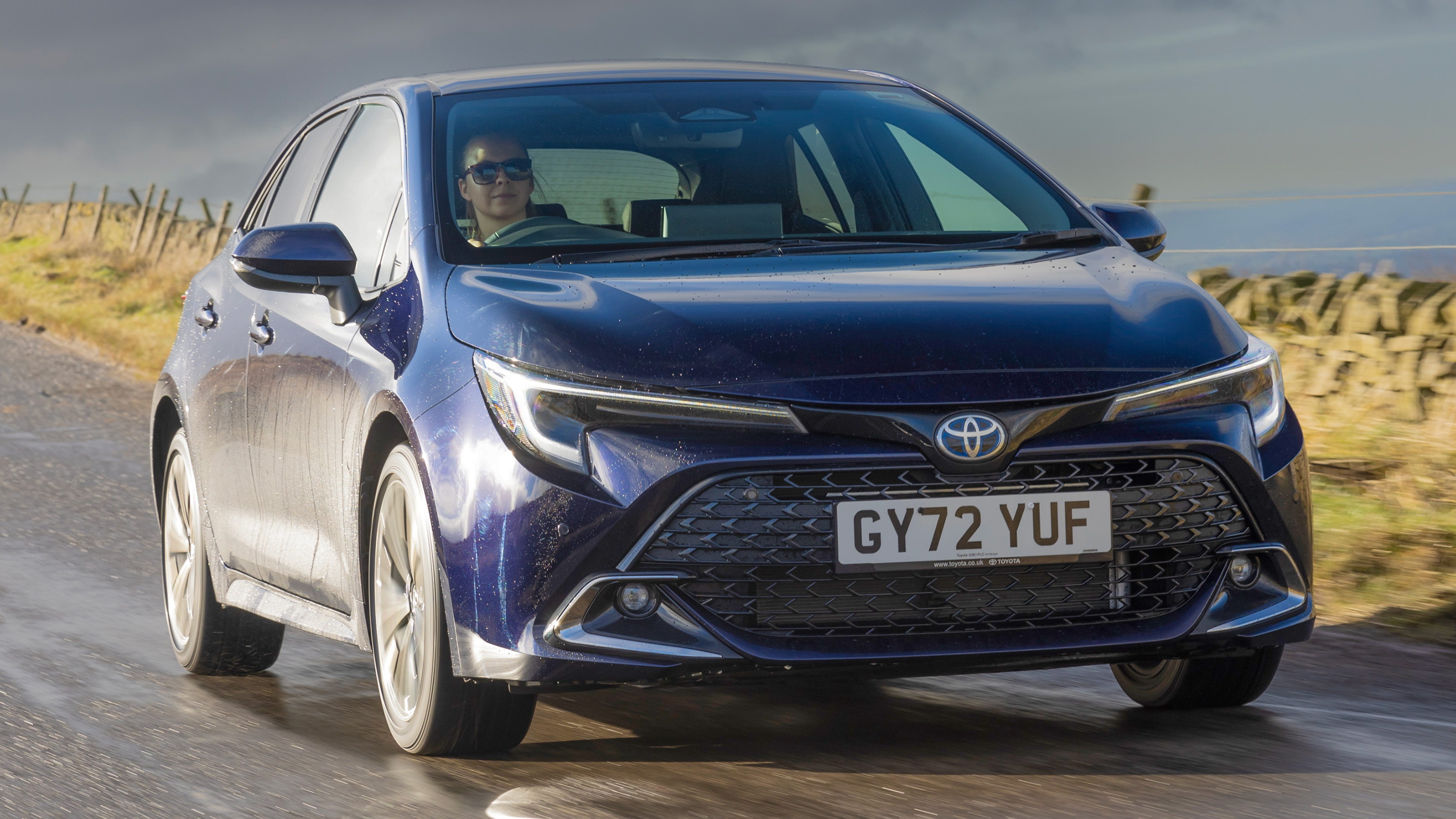 Updated Toyota Corolla - front tracking