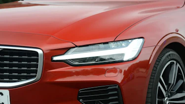 Used Volvo S60 Mk3 - front light