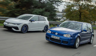 Volkswagen Golf R32 and Volkswagen Golf R 20 Years - front