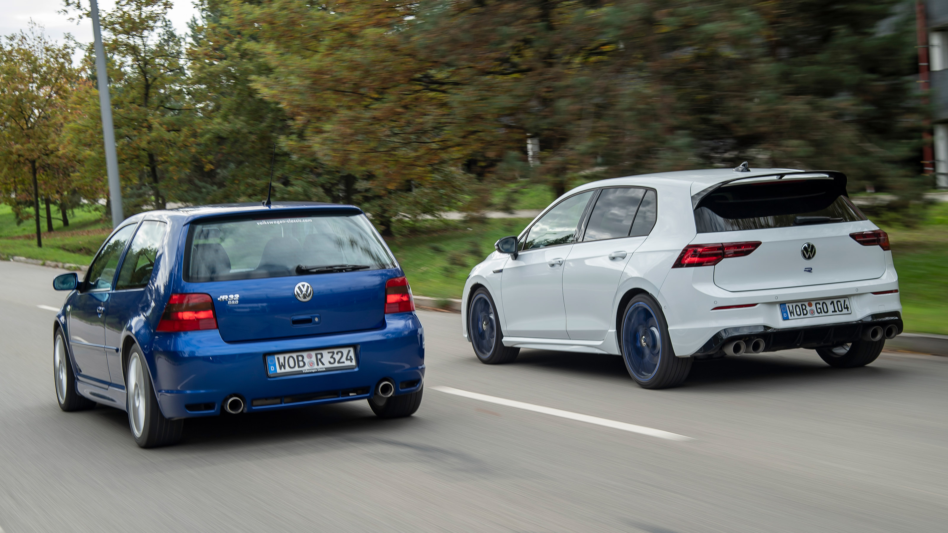 Volkswagen Golf R32 and Volkswagen Golf R 20 Years - rear