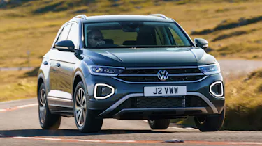 Volkswagen T-Roc - front cornering