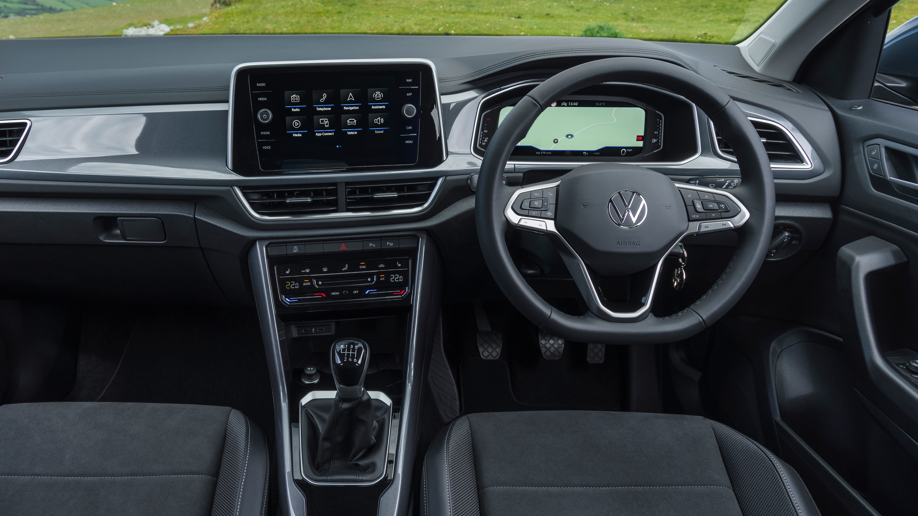 Volkswagen T-Roc - dash