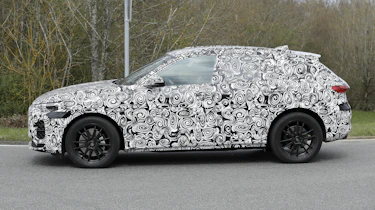 Audi SQ5 (camouflaged) - side
