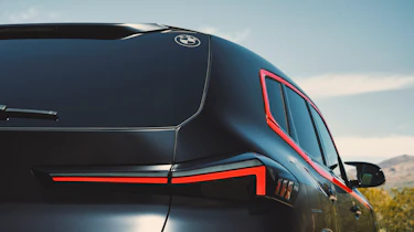 BMW XM Label Red - tail light