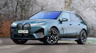 BMW iX - front static