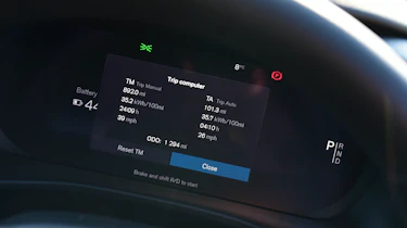Volvo C40 - dashboard screen