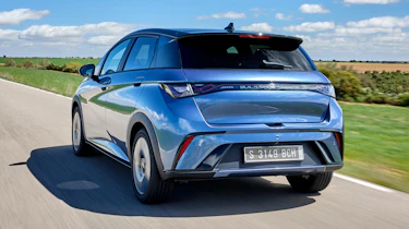 BYD Dolphin - rear tracking