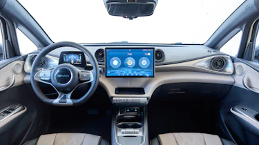 BYD Dolphin - interior