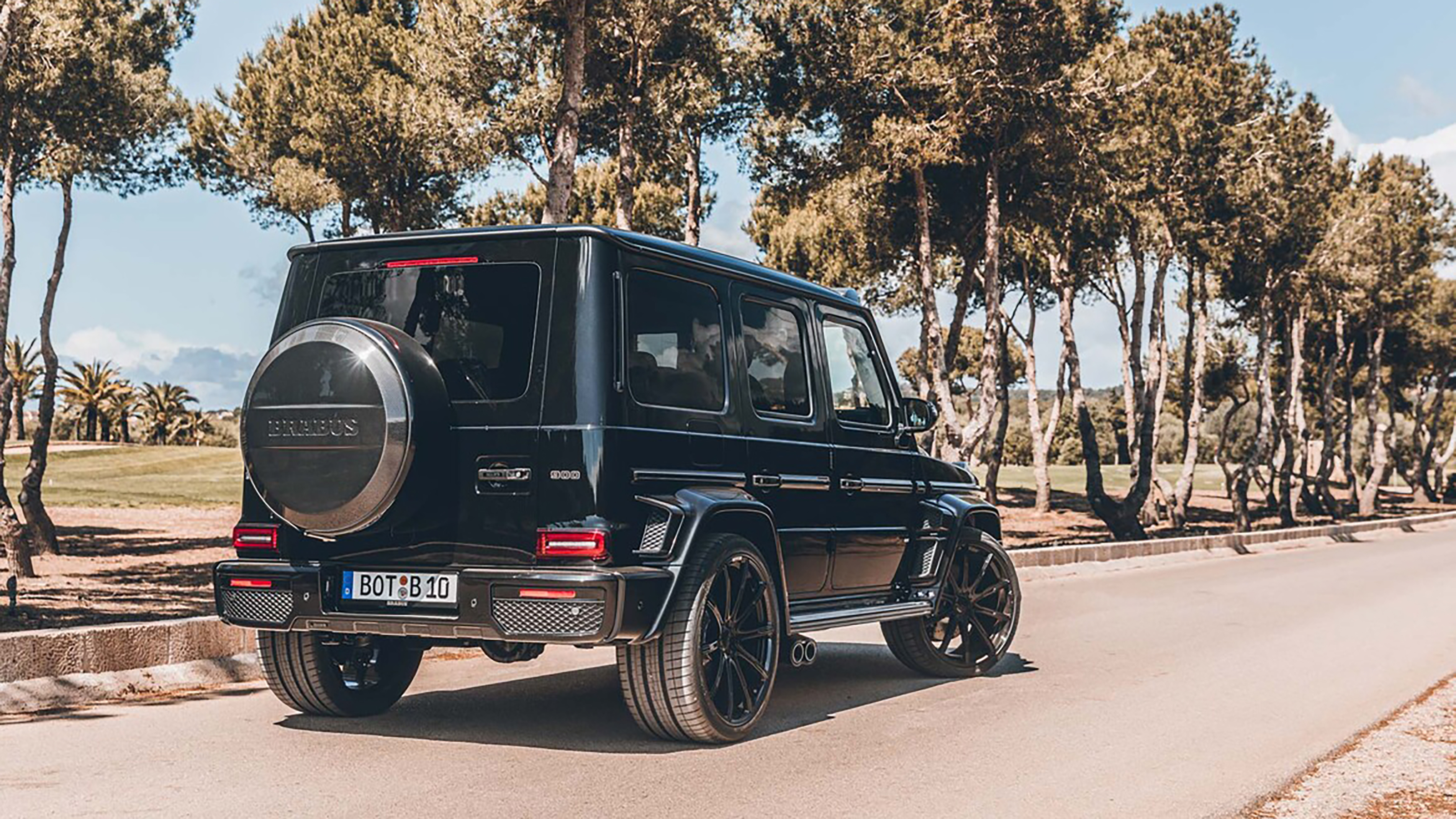 Brabus 900 Superblack official rear