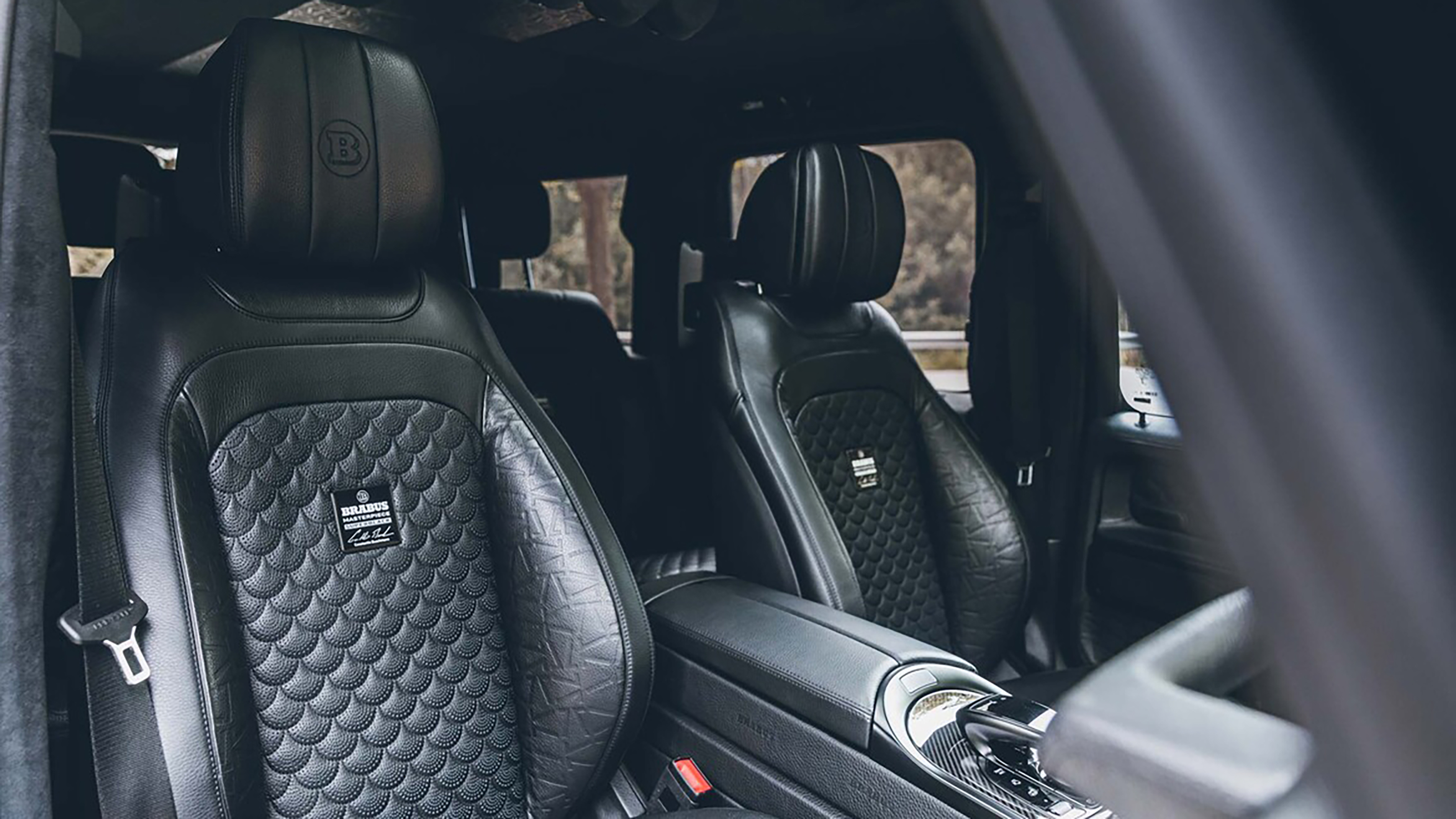 Brabus 900 Superblack official seats