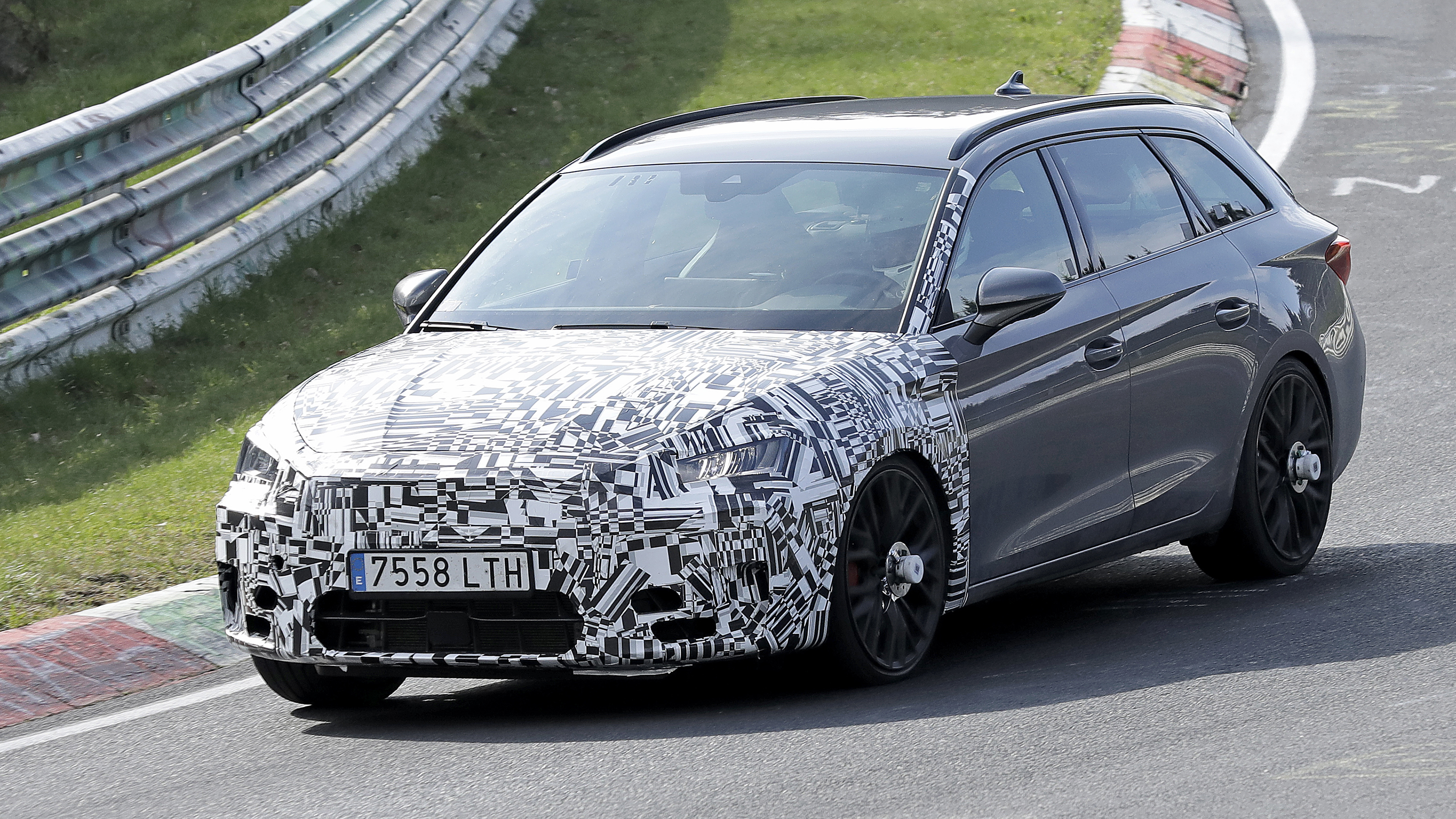 Cupra Leon spy - front