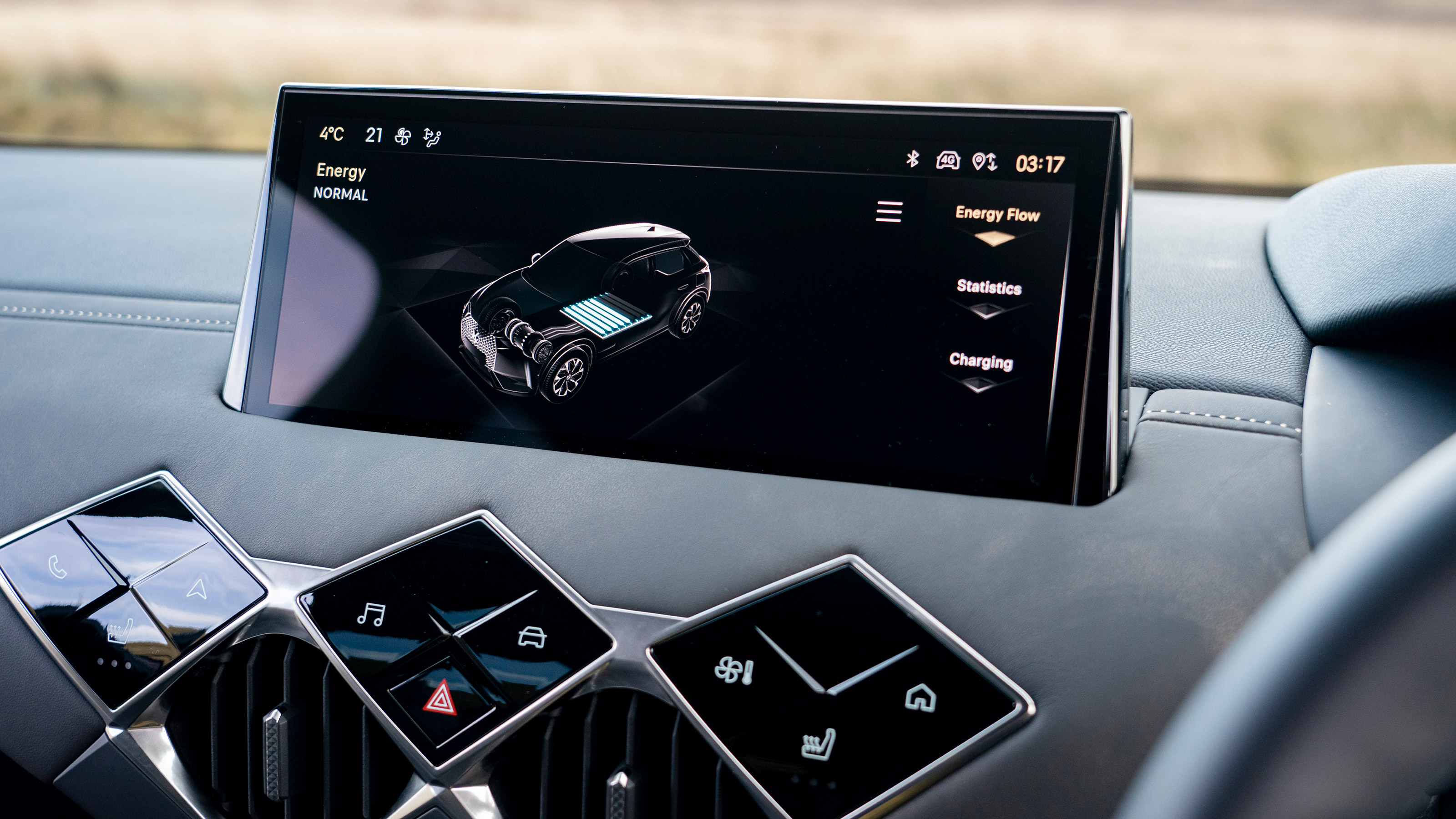 DS 3 E-Tense - infotainment