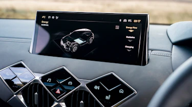 DS 3 E-Tense - infotainment